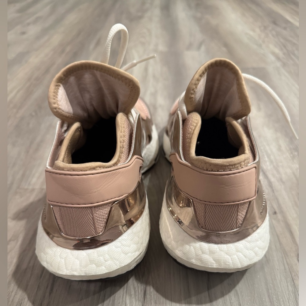 Adidas by Stella McCartney Ultraboost Sneaker size 8 - Picture 5 of 6